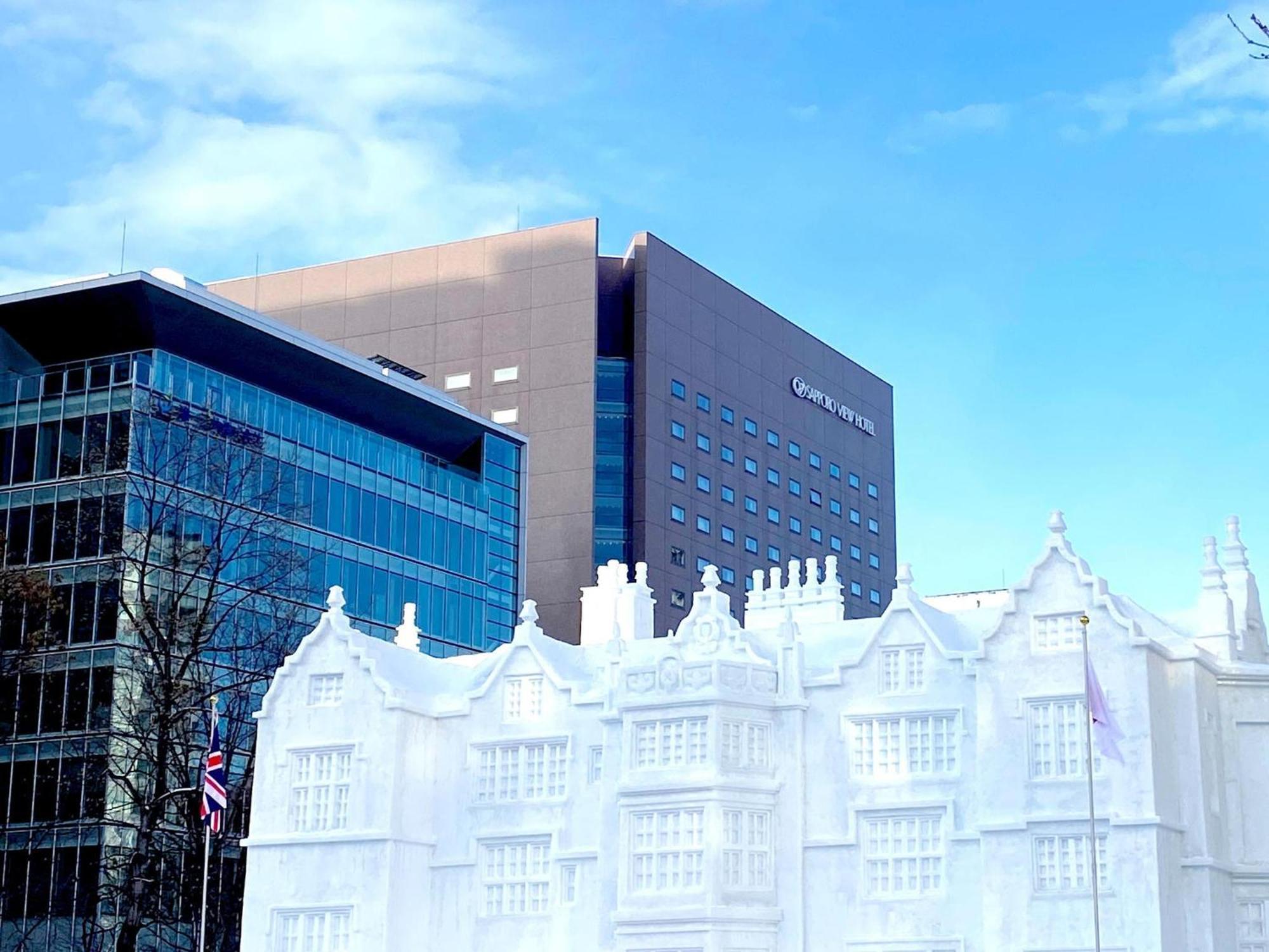 Sapporo View Hotel Odori Park Exterior photo The new library building