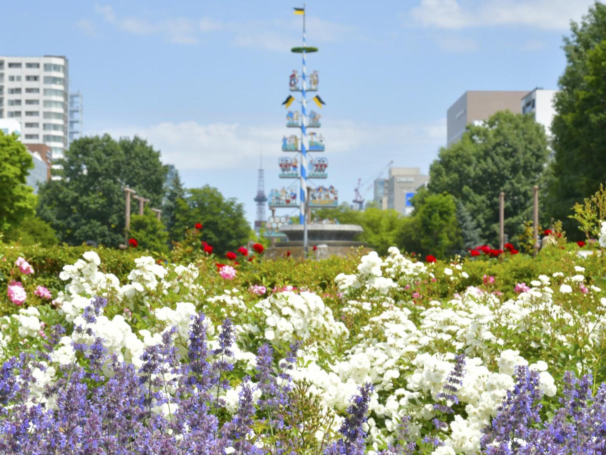 Sapporo View Hotel Odori Park Exterior photo The Rose Festival in 2011